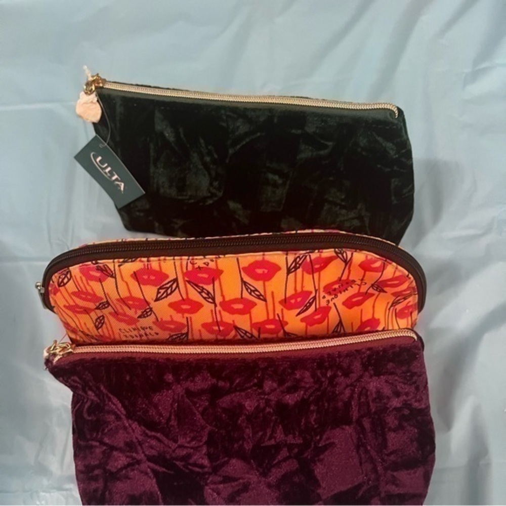 Makeup Bundle - Picture 5 of 16
